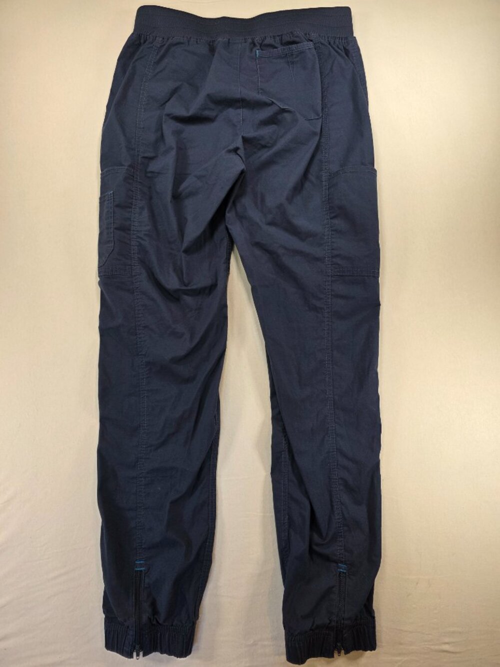 Spread Good Cheer Scrubs Bottoms Lot of 2 Blue Size Medium - Picture 15 of 16